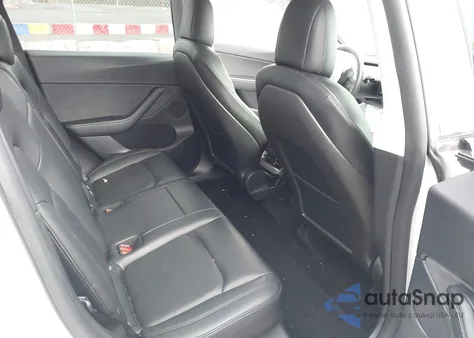 2021 Tesla Model Y Long Range Dual Motor All-Wheel Drive z USA, uszkodzony, nr VIN 5YJYGDEE7MF199436